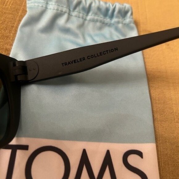 Tom's Brand new Black Matte Sydney Sunglasses - Picture 3 of 4